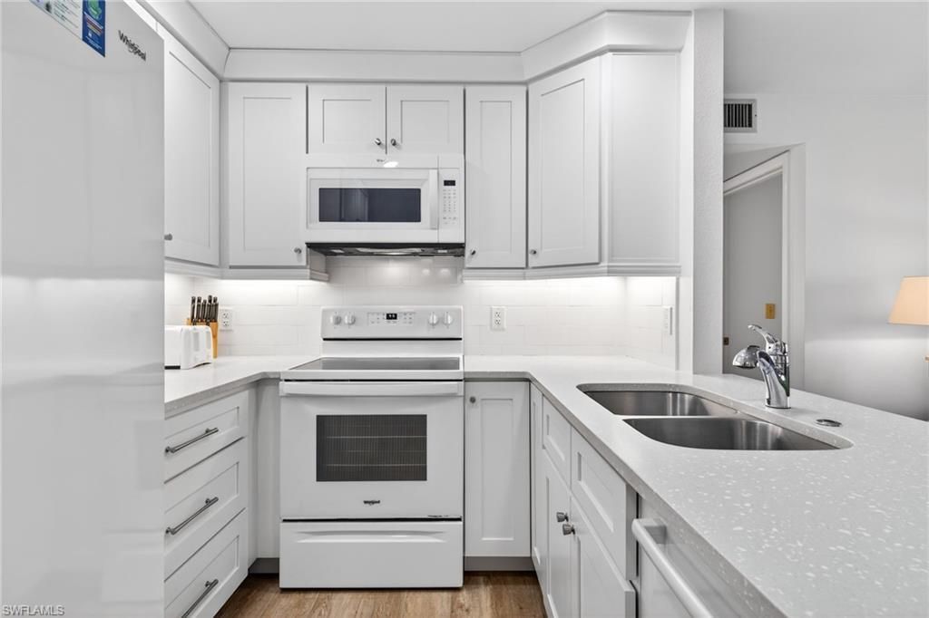 845 E Gulf Dr, Unit 542, Sanibel, FL 33957 Photo