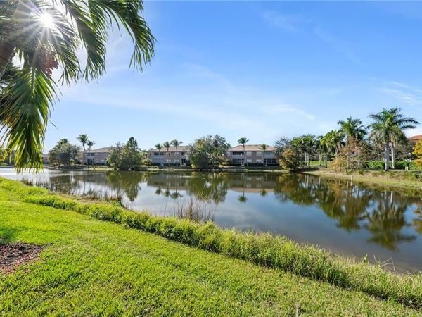 9601 Spanish Moss WAY, Unit 3615, BONITA SPRINGS, FL 34135