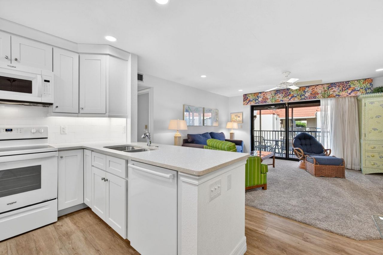 845 E Gulf Dr, Unit 542, Sanibel, FL 33957 Photo