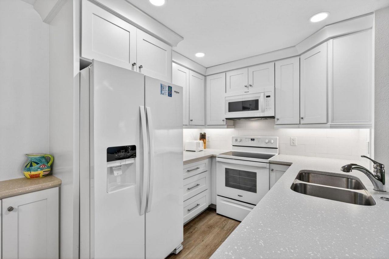 845 E Gulf Dr, Unit 542, Sanibel, FL 33957 Photo