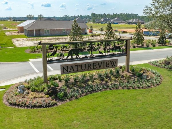 85 Natureview Way, Freeport, FL 32439