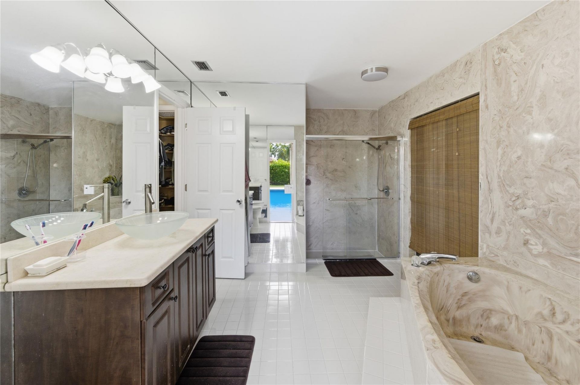 11060 Lakeview Dr, Coral Springs, FL 33071 Photo