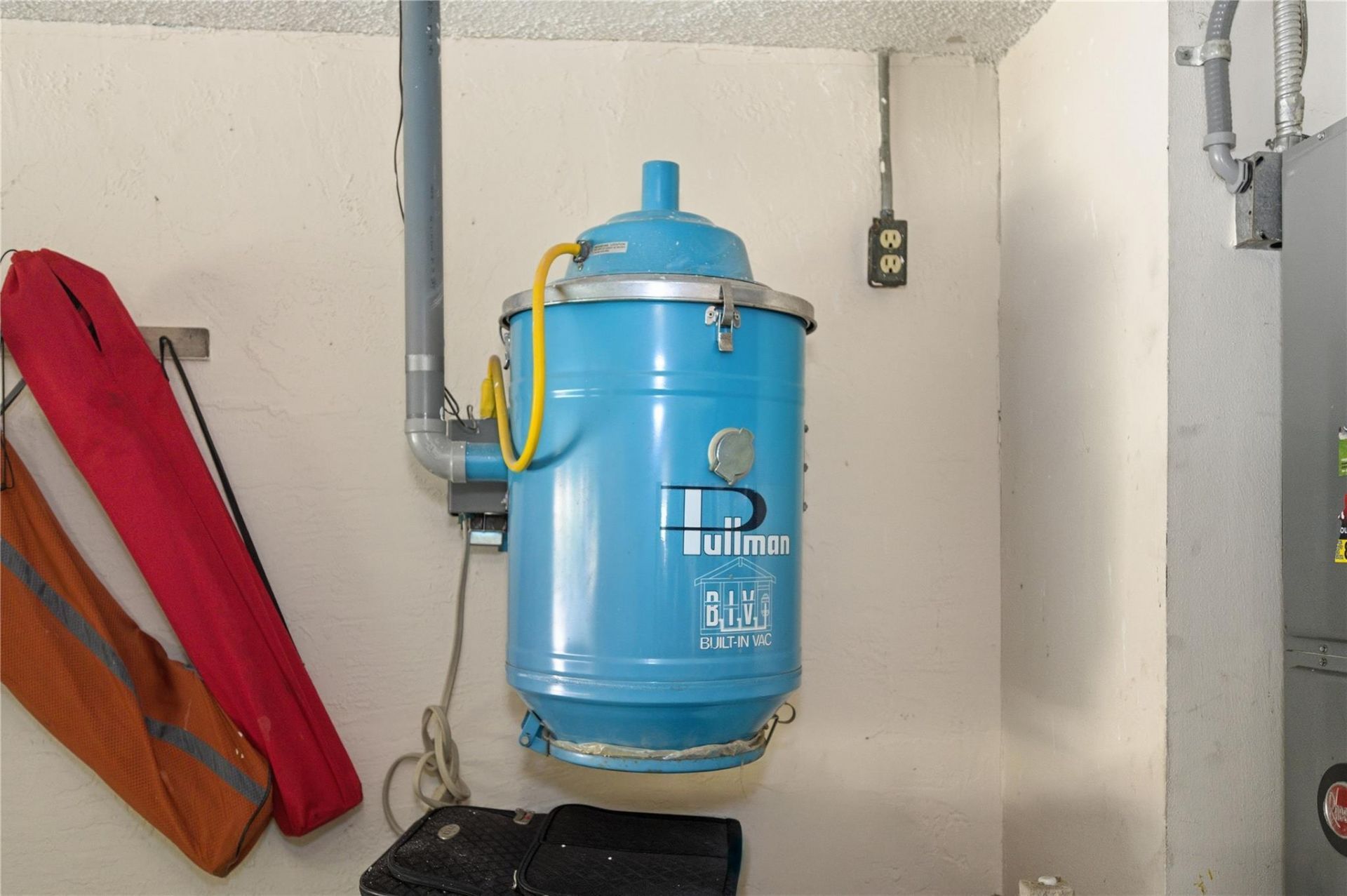 11060 Lakeview Dr, Coral Springs, FL 33071 Photo