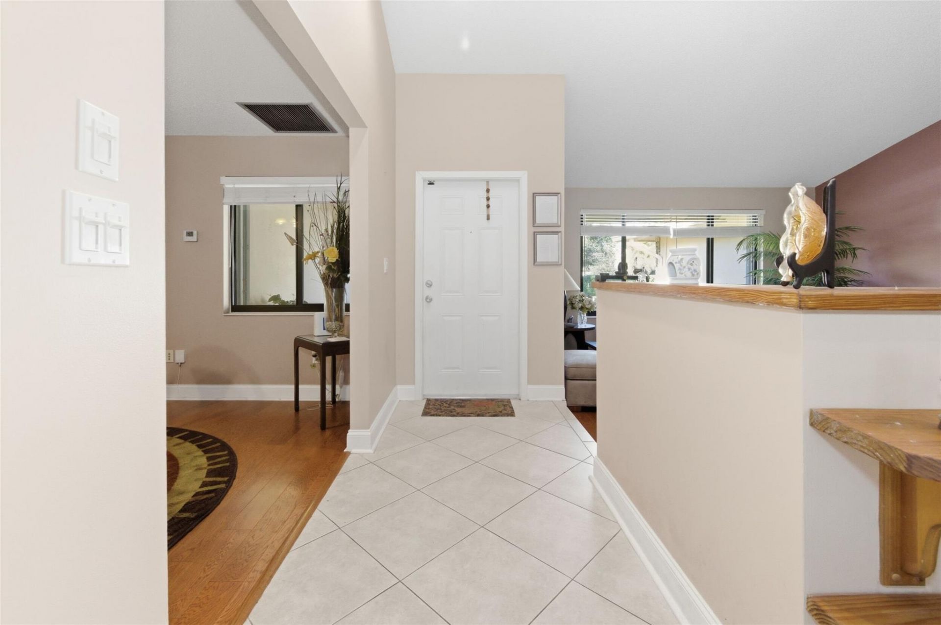 11060 Lakeview Dr, Coral Springs, FL 33071 Photo