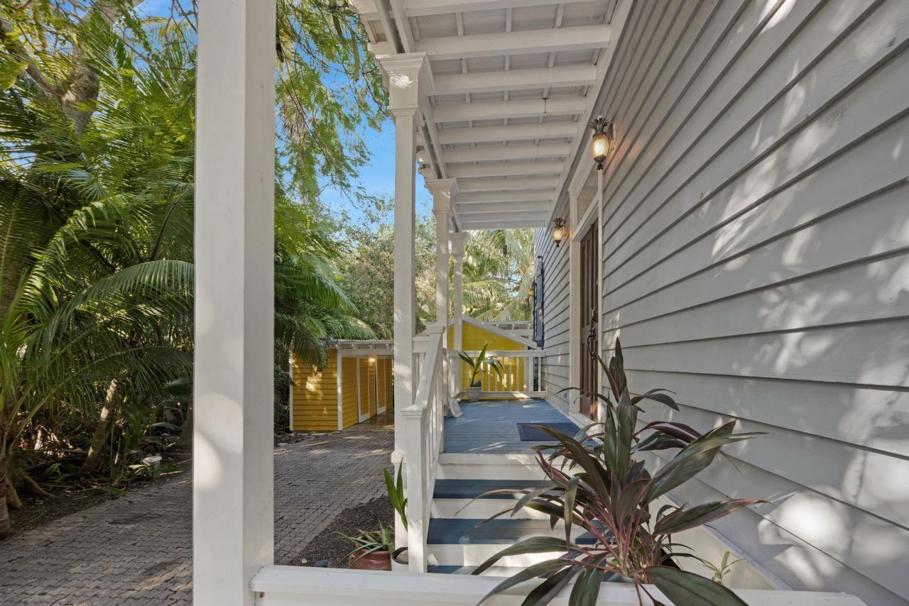 19611 Tequesta St Street, Sugarloaf, FL 33042 Photo