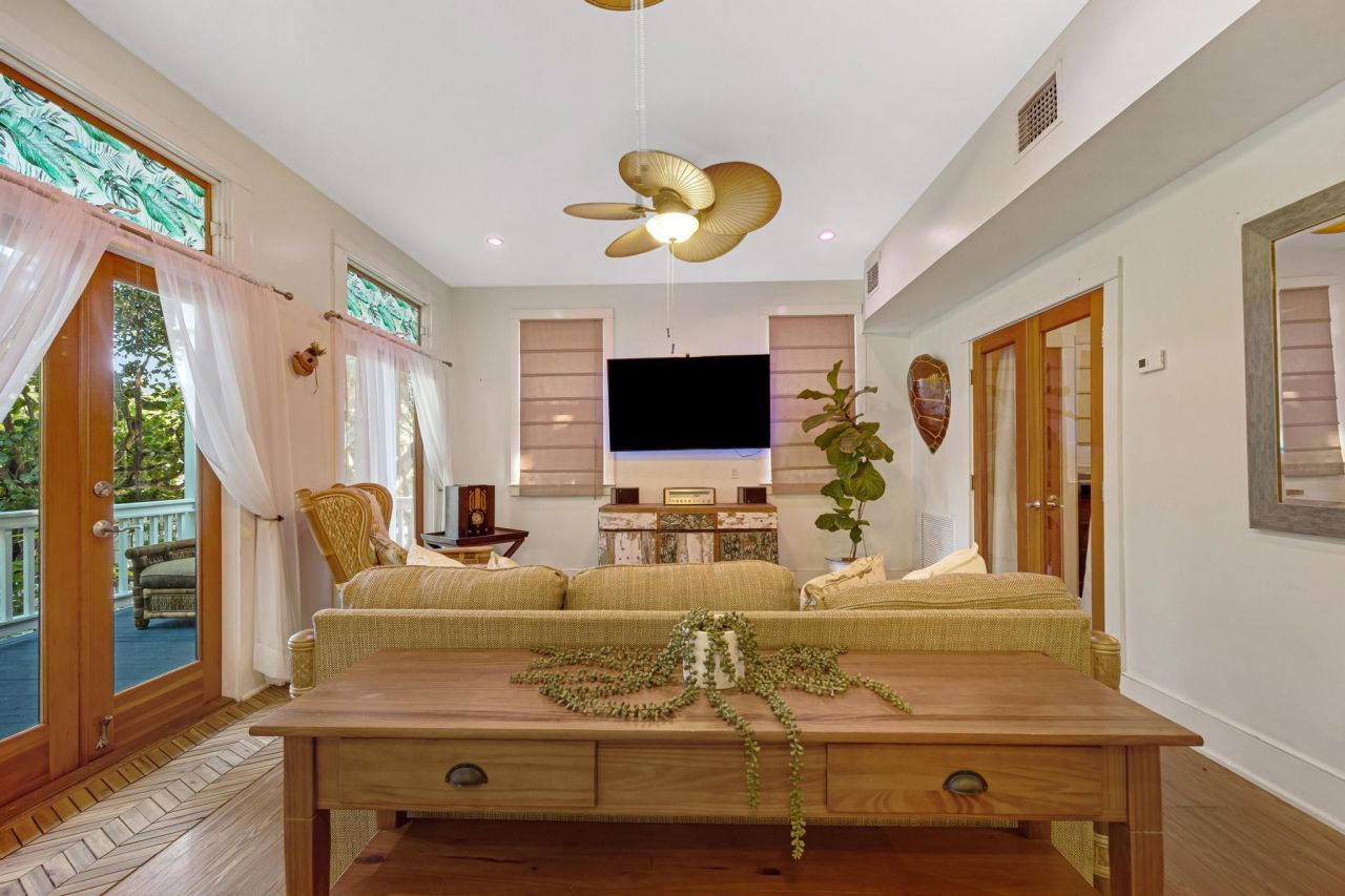 19611 Tequesta St Street, Sugarloaf, FL 33042 Photo