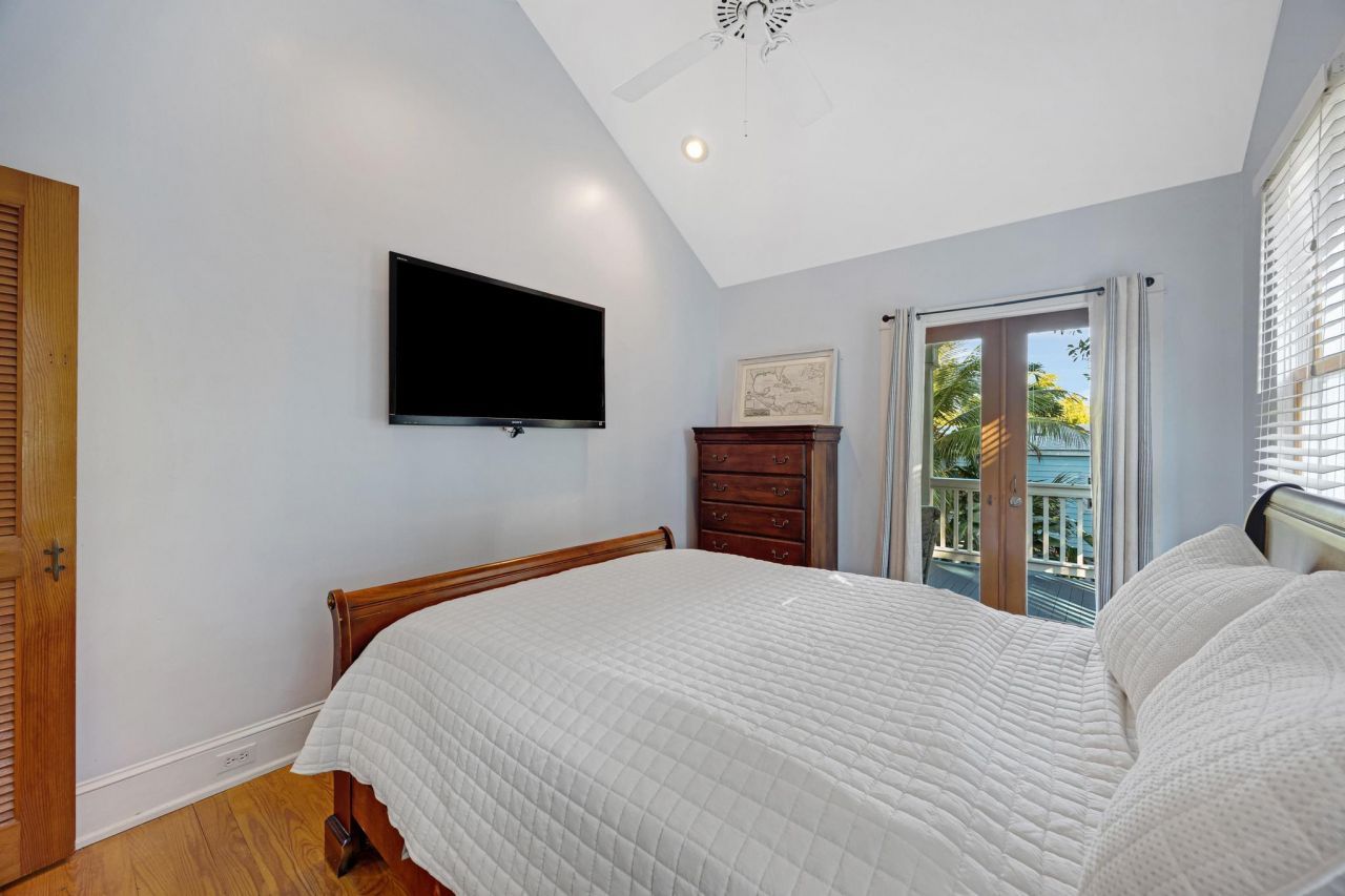 19611 Tequesta St Street, Sugarloaf, FL 33042 Photo