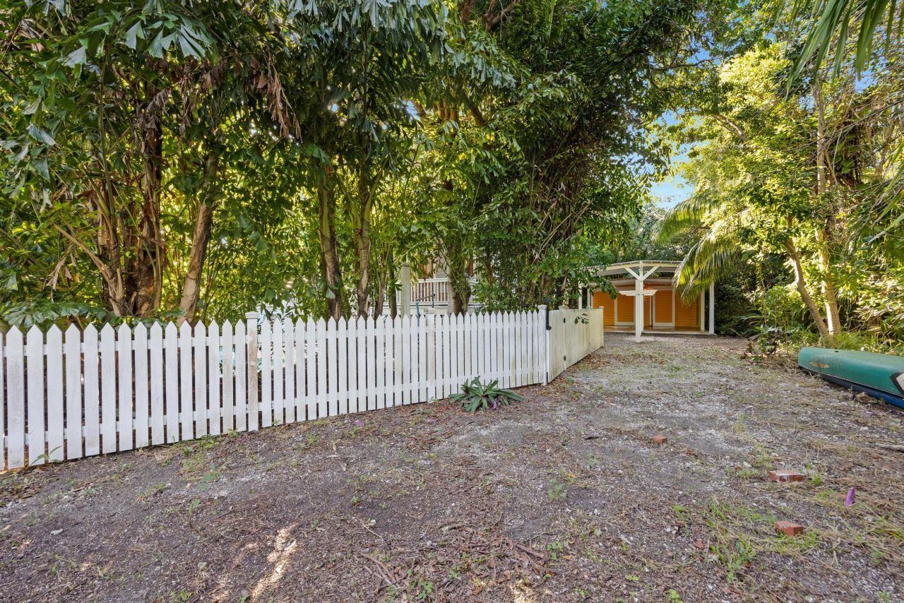 19611 Tequesta St Street, Sugarloaf, FL 33042 Photo