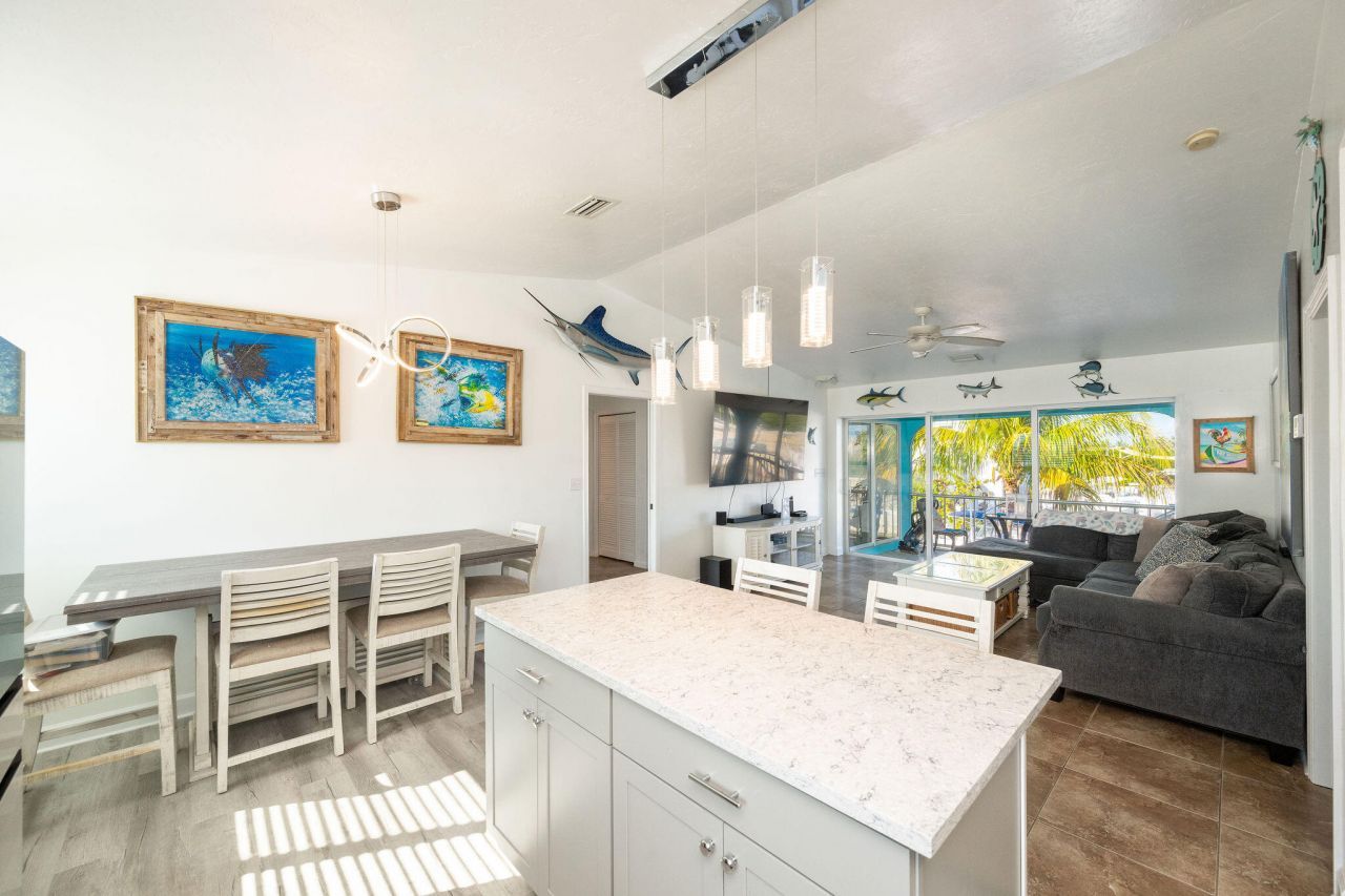 24347 W Caribbean Drive, Summerland Key, FL 33042 Photo