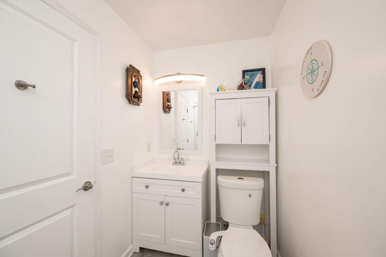 24347 W Caribbean Drive, Summerland Key, FL 33042 Photo