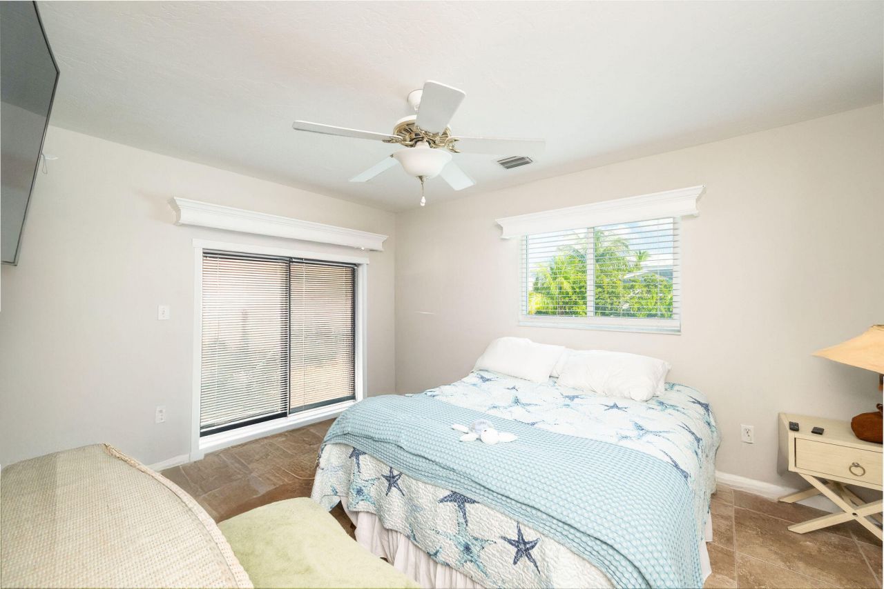 24347 W Caribbean Drive, Summerland Key, FL 33042 Photo