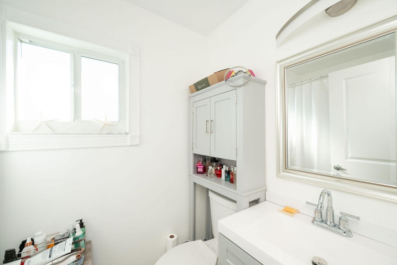 24347 W Caribbean Drive, Summerland Key, FL 33042 Photo