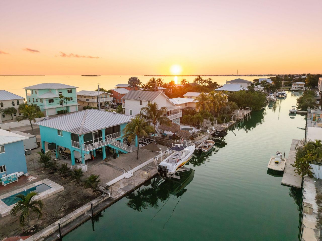 24347 W Caribbean Drive, Summerland Key, FL 33042 Photo