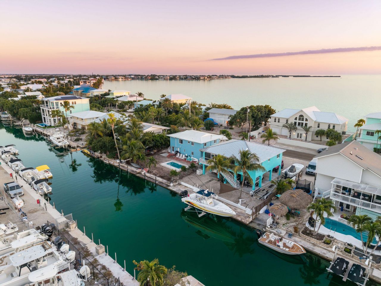 24347 W Caribbean Drive, Summerland Key, FL 33042 Photo