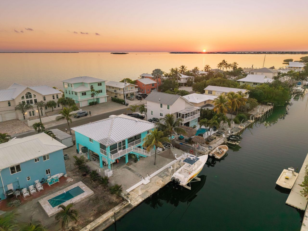 24347 W Caribbean Drive, Summerland Key, FL 33042 Photo