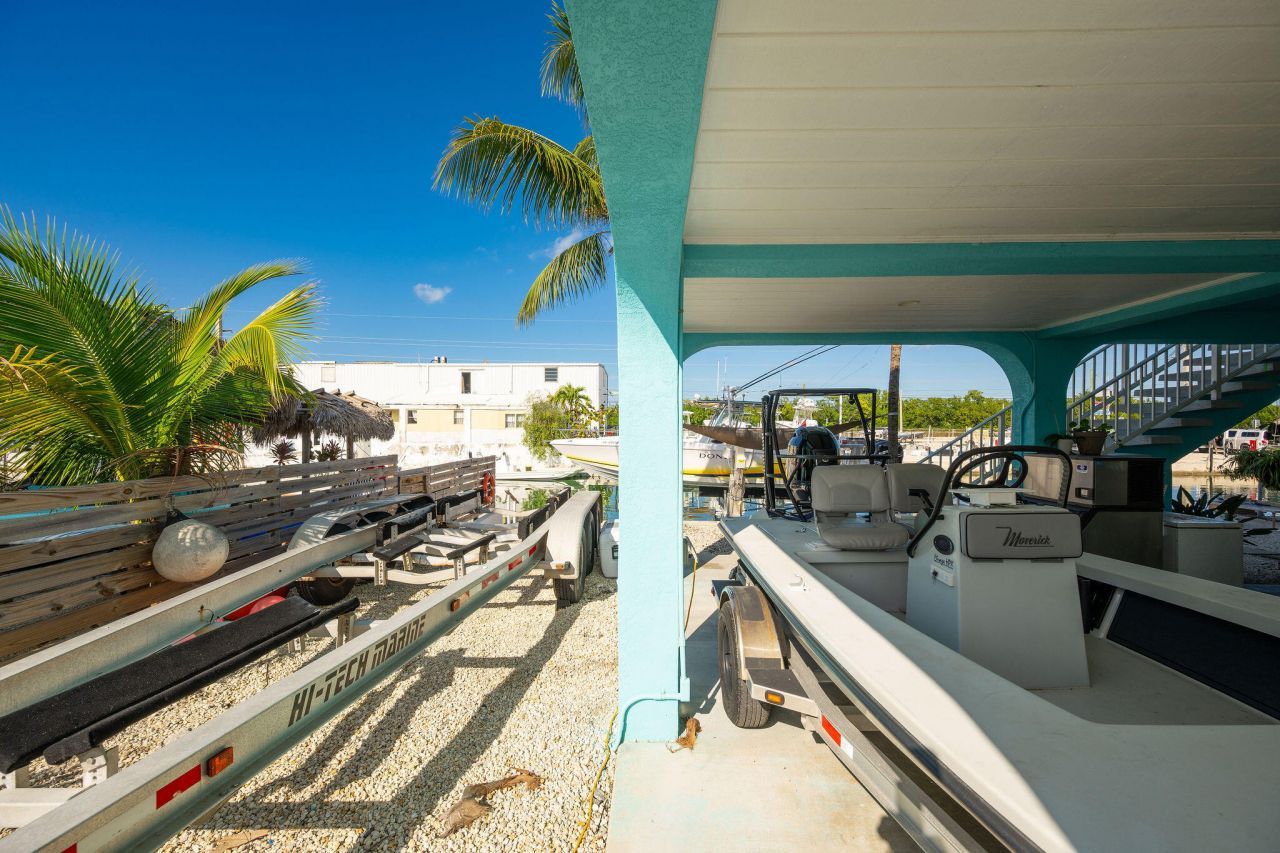 24347 W Caribbean Drive, Summerland Key, FL 33042 Photo