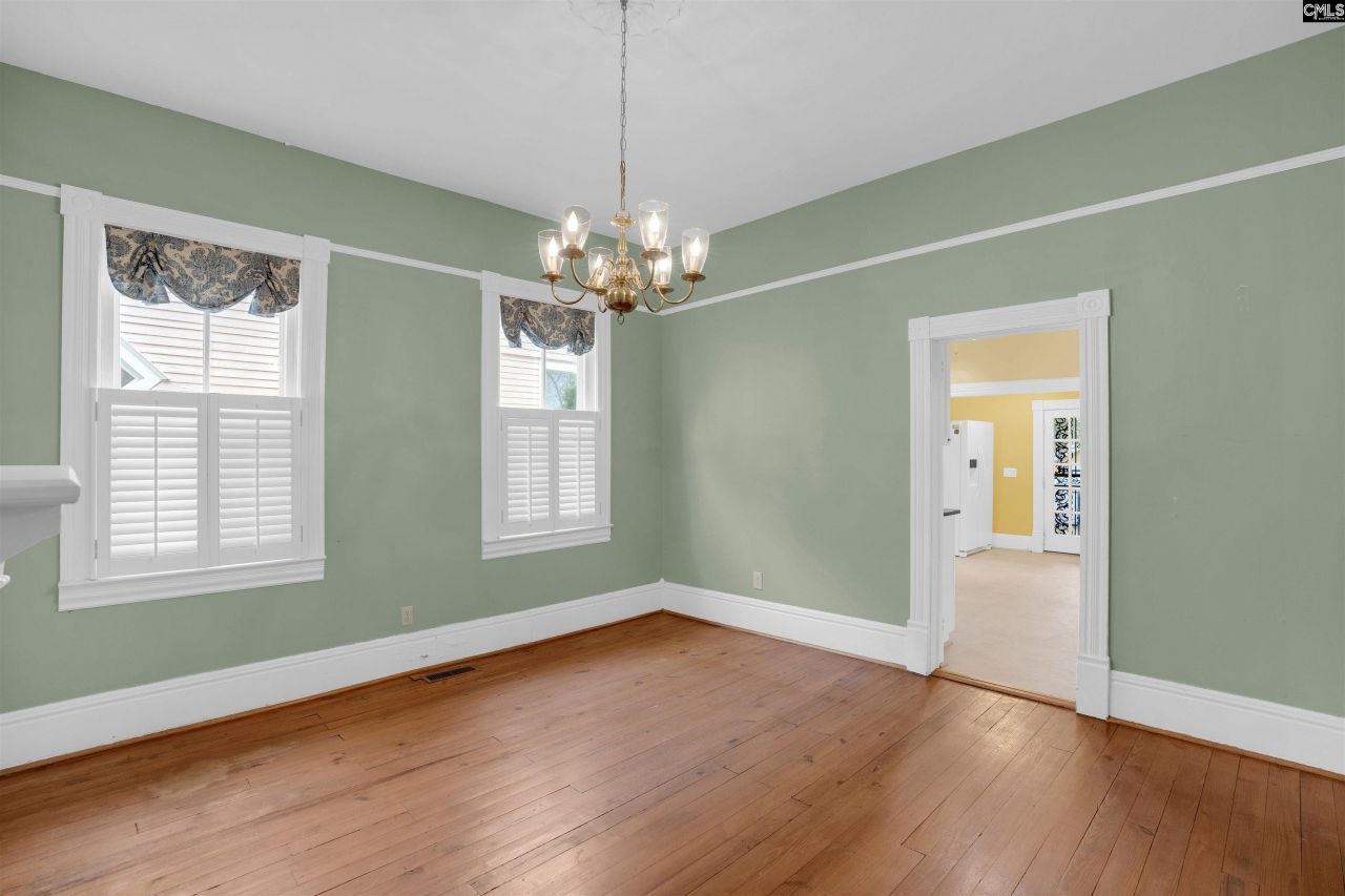 2219 Gadsden Photo 14