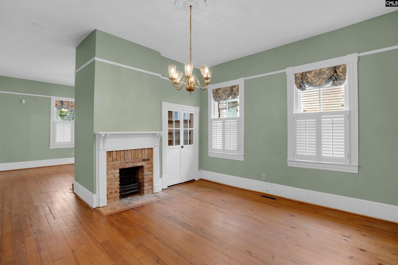 2219 Gadsden Photo 15