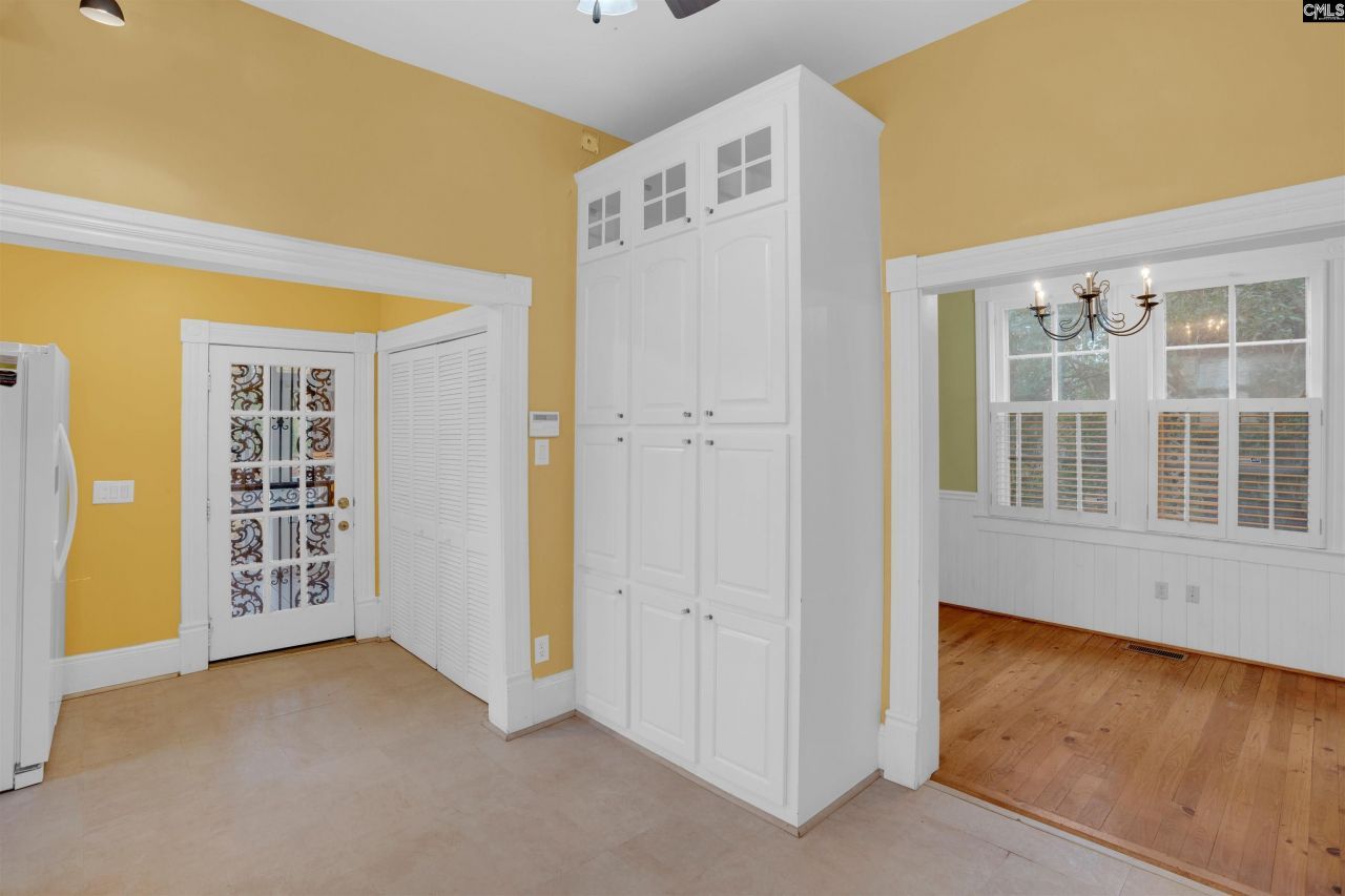 2219 Gadsden Photo 20