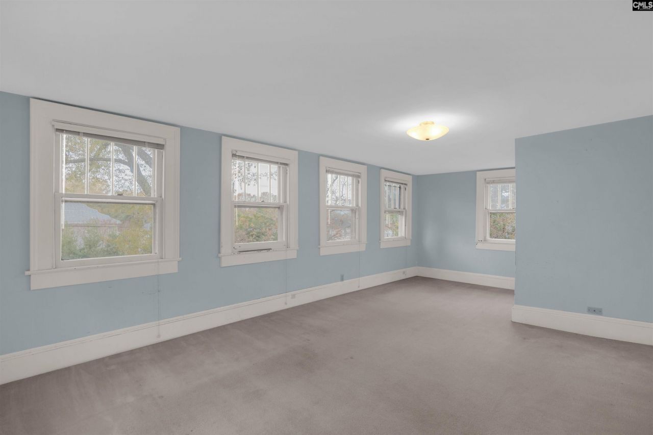 2219 Gadsden Photo 34