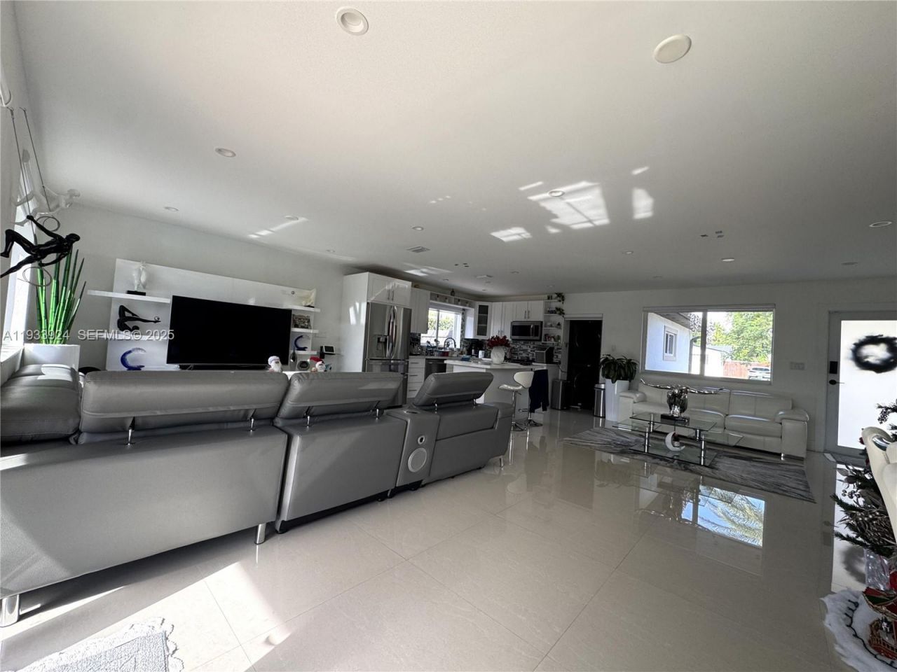 9300 SW 192nd Dr, Cutler Bay, FL 33157 Photo