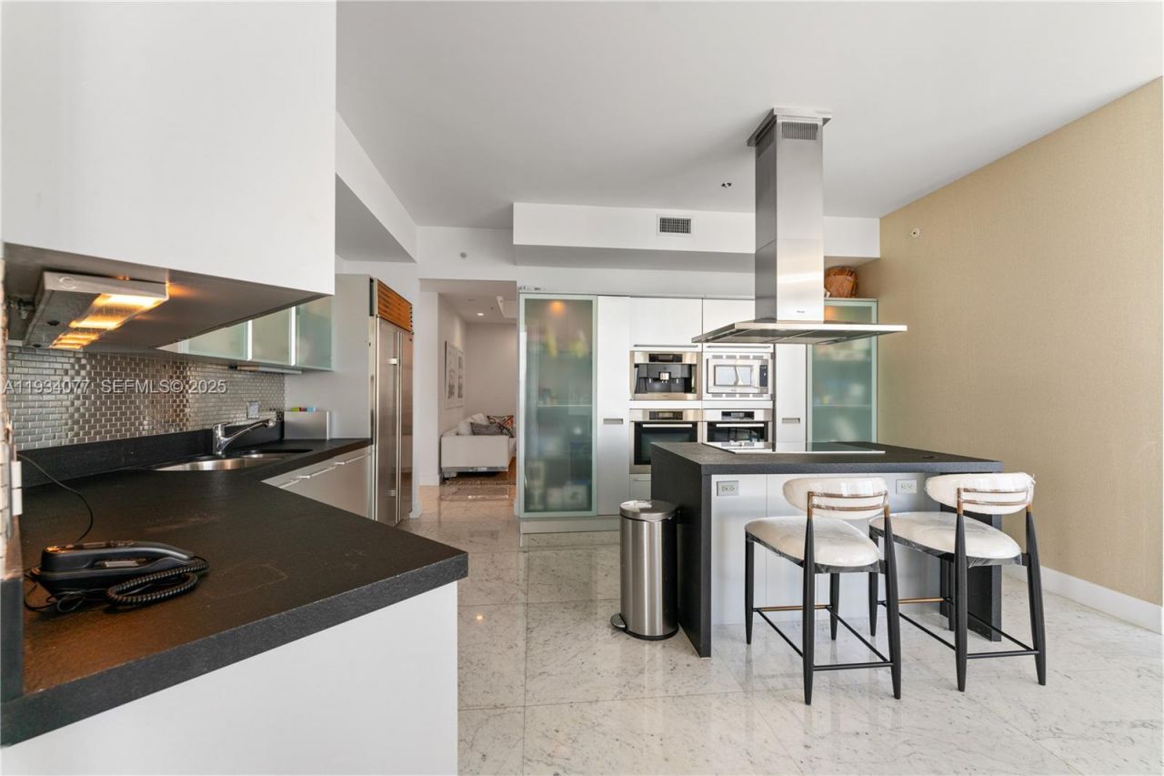 18201 Collins Ave , Unit 5001, Sunny Isles Beach, FL 33160 Photo