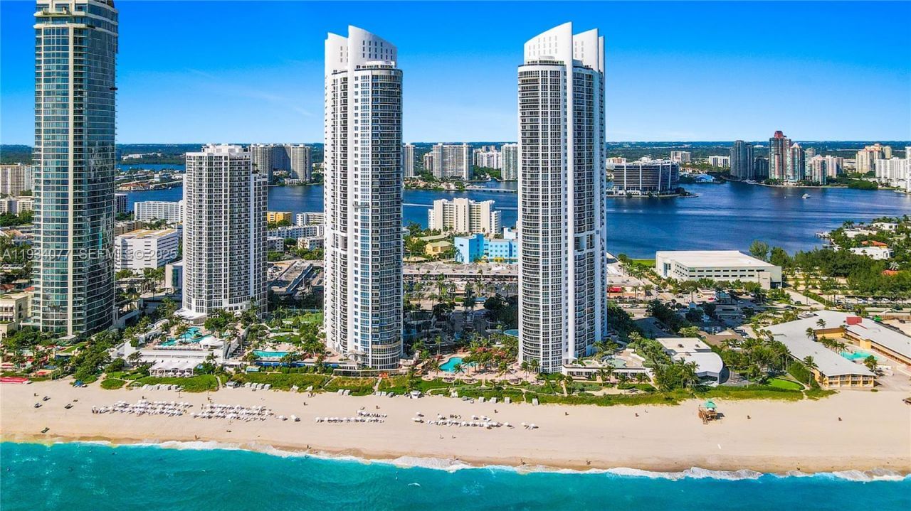 18201 Collins Ave , Unit 5001, Sunny Isles Beach, FL 33160 Photo