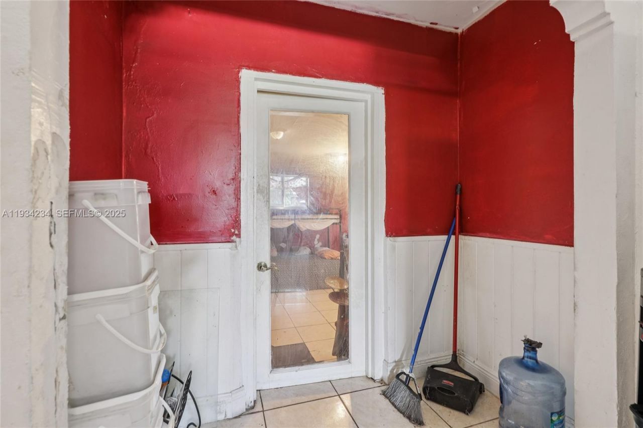 6040 SW 32nd St, Miramar, FL 33023 Photo