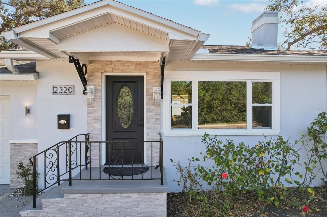 2320 E Harbor Drive S, Saint Petersburg, FL 33705 Photo