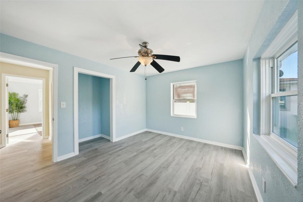 2320 E Harbor Drive S, Saint Petersburg, FL 33705 Photo