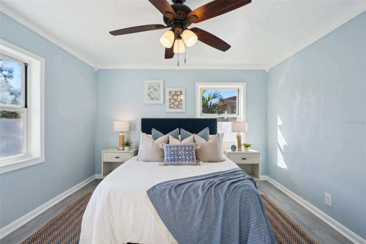 2320 E Harbor Drive S, Saint Petersburg, FL 33705 Photo