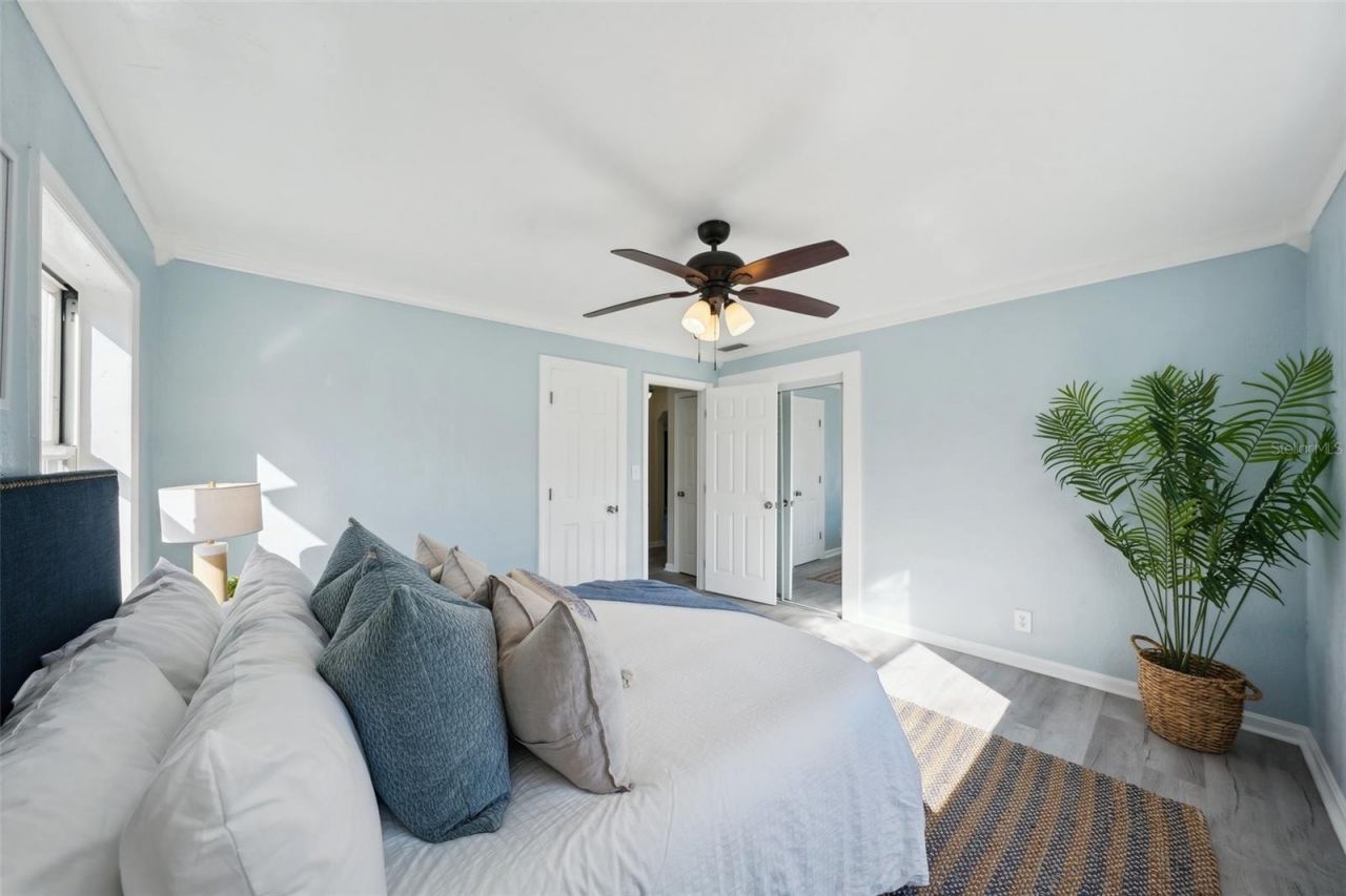 2320 E Harbor Drive S, Saint Petersburg, FL 33705 Photo