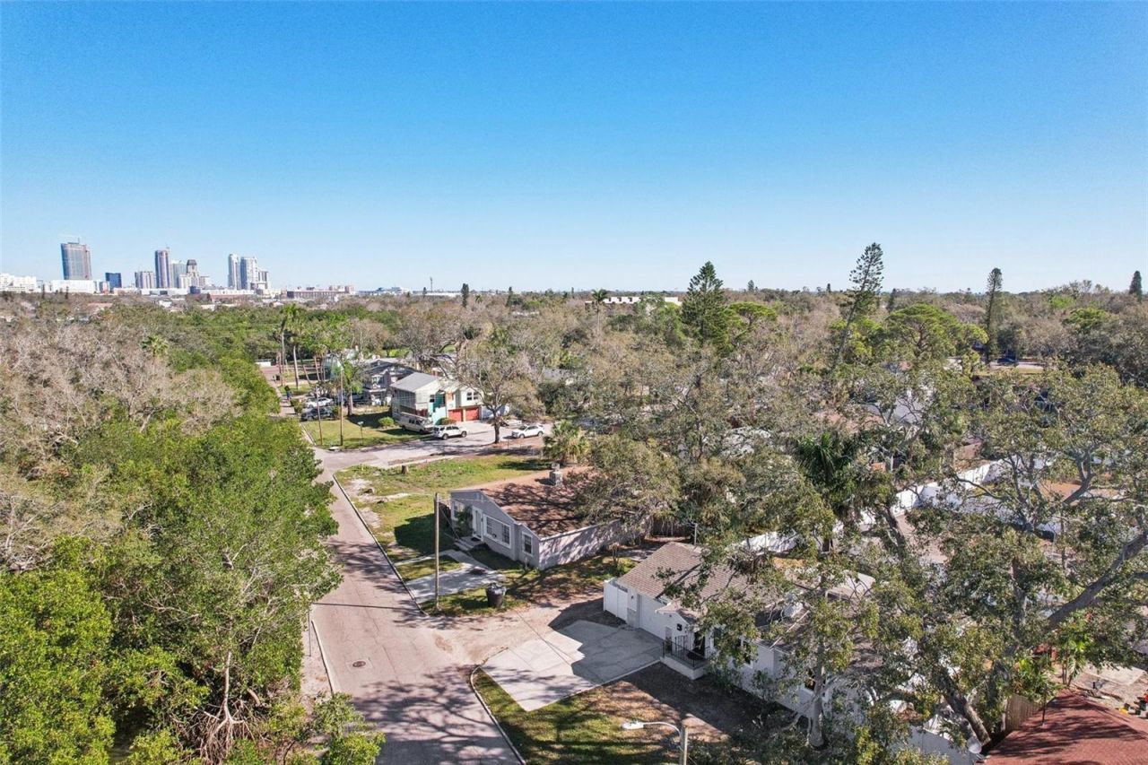 2320 E Harbor Drive S, Saint Petersburg, FL 33705 Photo