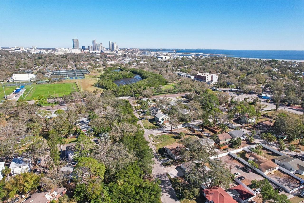 2320 E Harbor Drive S, Saint Petersburg, FL 33705 Photo