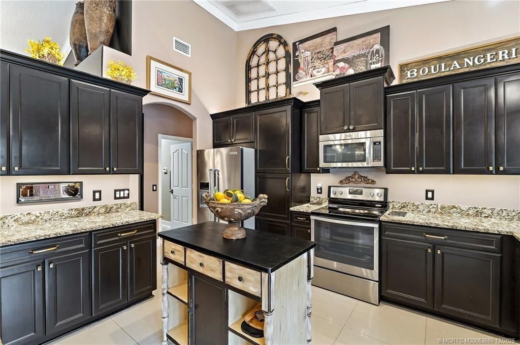 4803 SW Lake Grove Circle, Palm City, FL 34990 Photo