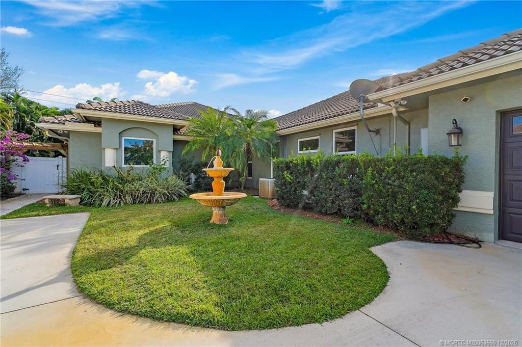 4803 SW Lake Grove Circle, Palm City, FL 34990 Photo