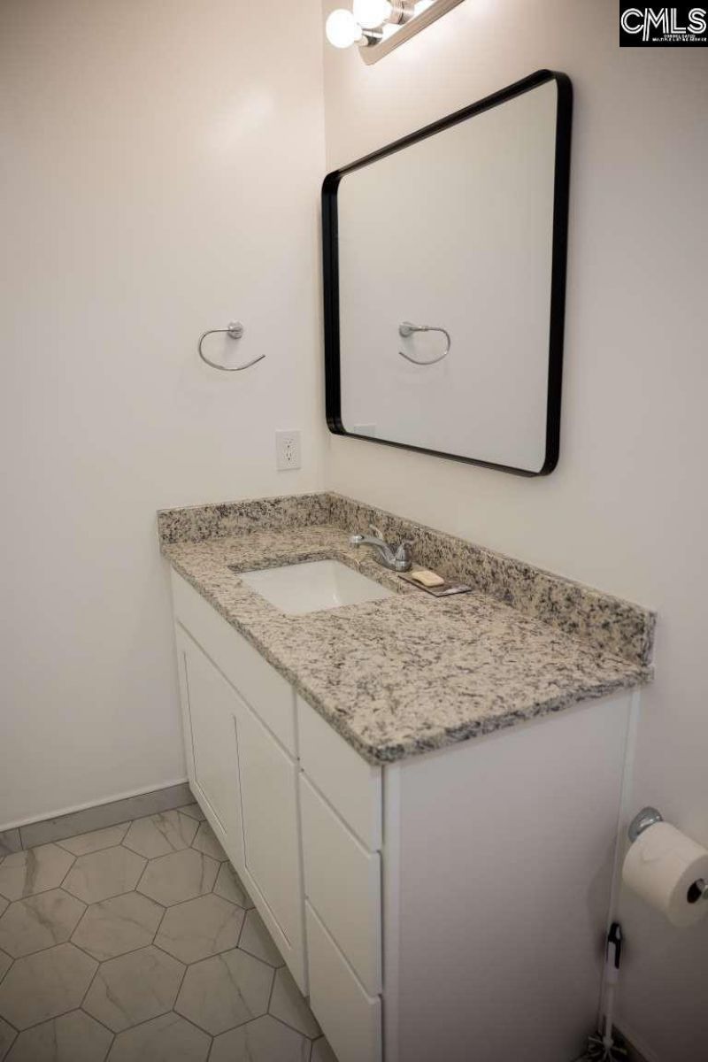 357 Wilson Street Photo 15