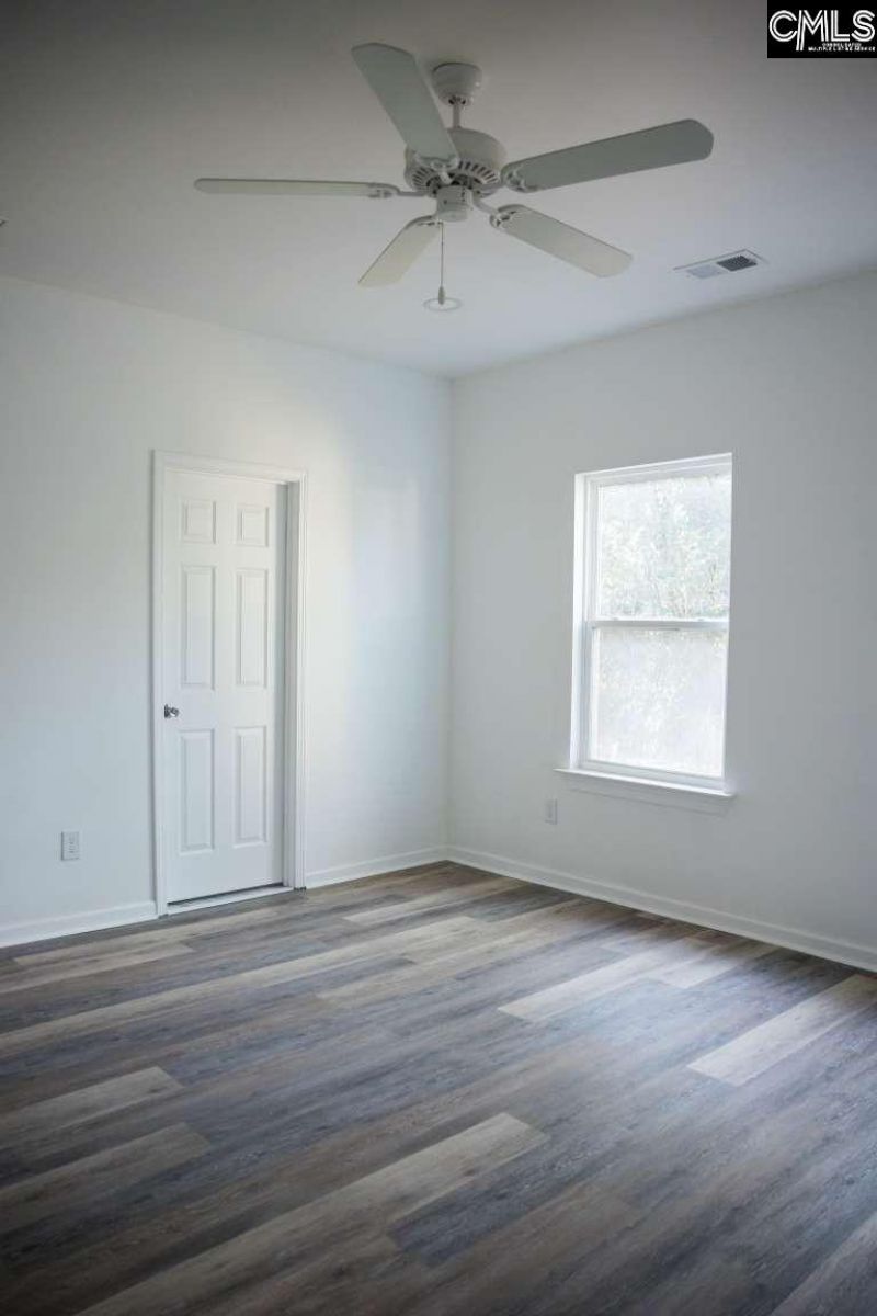 357 Wilson Street Photo 17