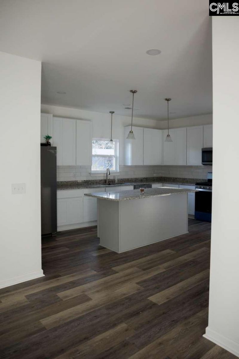 357 Wilson Street Photo 7