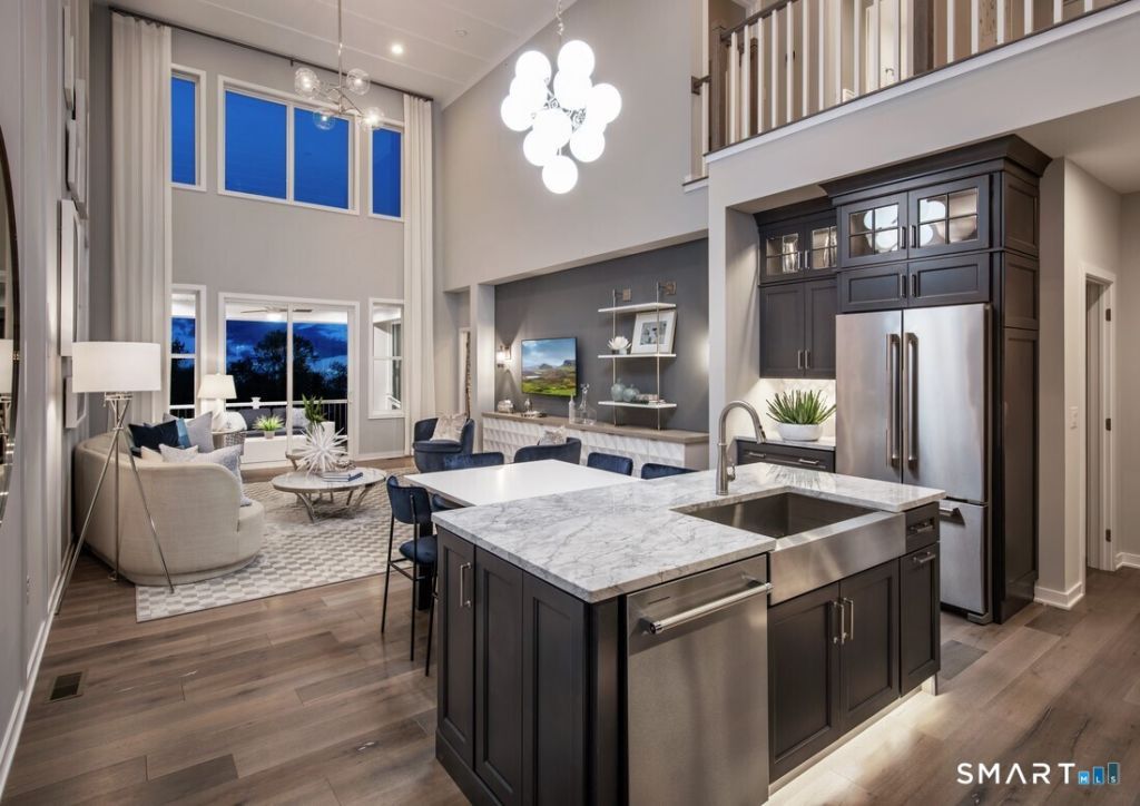 8 Whisper Ridge, Unit 43, Woodbridge, CT 06525 Main Photo