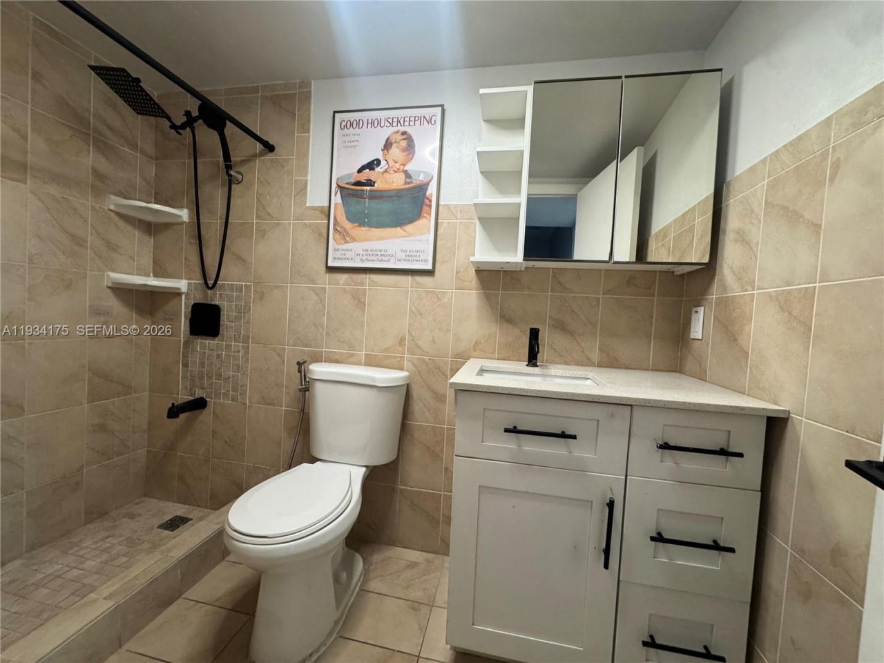 1750 W 56th St, Unit 211, Hialeah, FL 33012 Photo