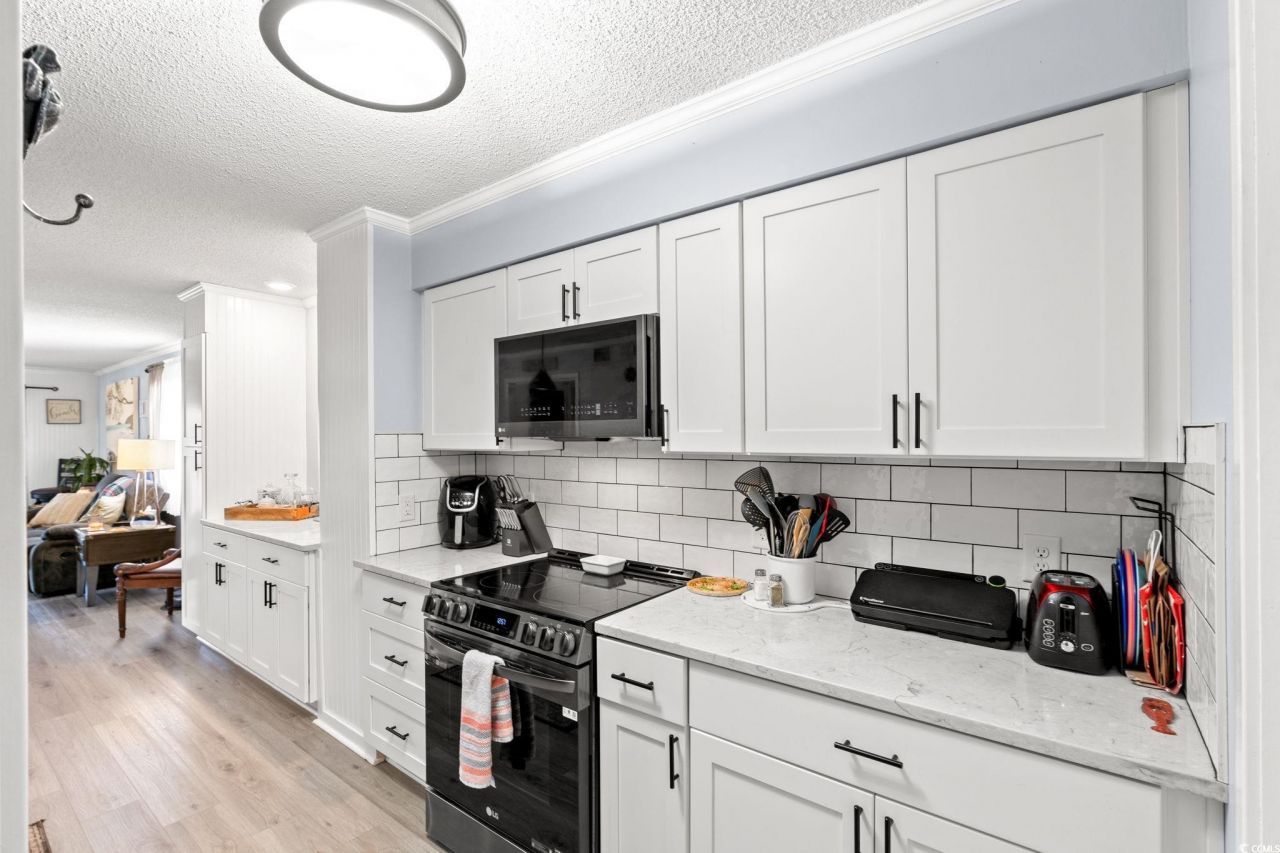 4350 Intercoastal Dr. Photo 10