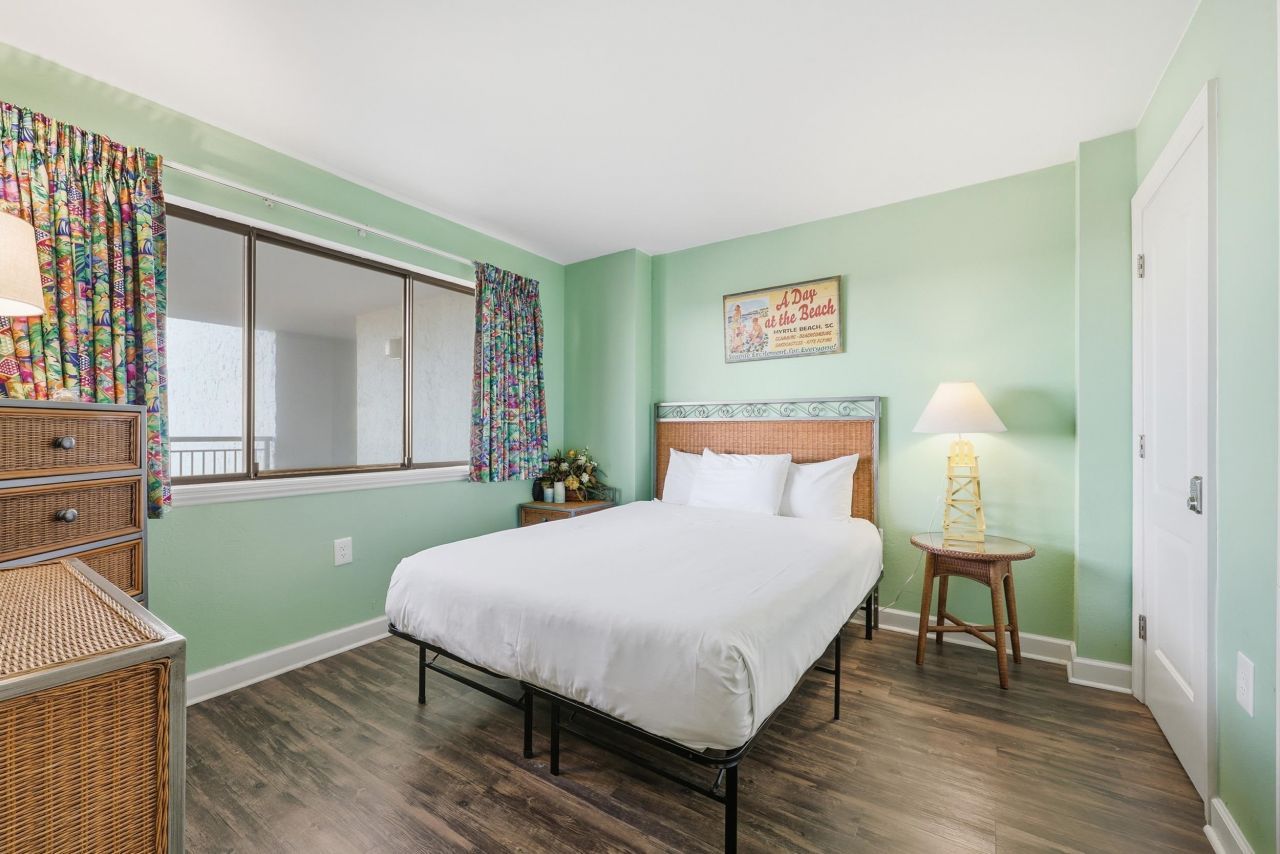 2001 S Ocean Blvd. Photo 18