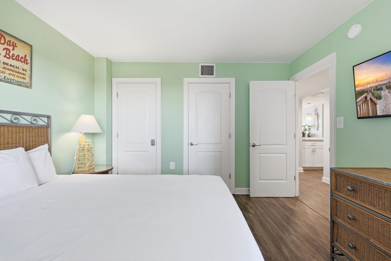 2001 S Ocean Blvd. Photo 20