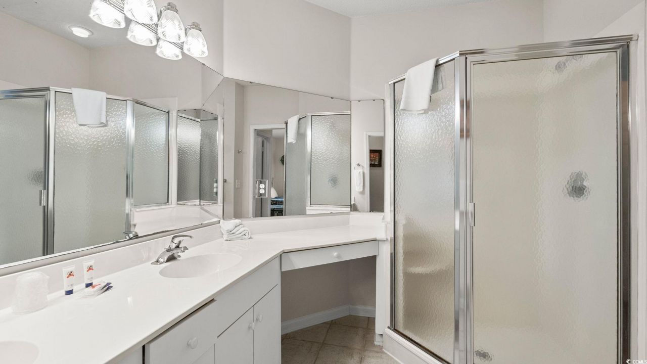 4431 Montrose Ln. Photo 21