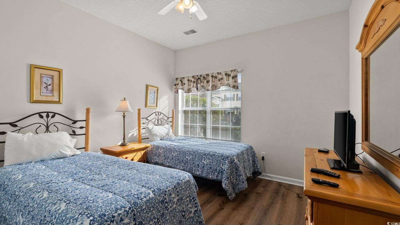 4431 Montrose Ln. Photo 26