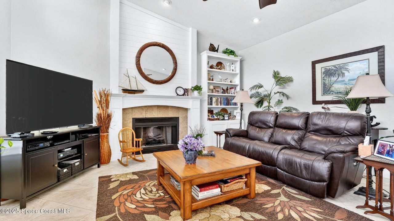 1100 S Riverside Drive, Edgewater, FL 32132 Photo