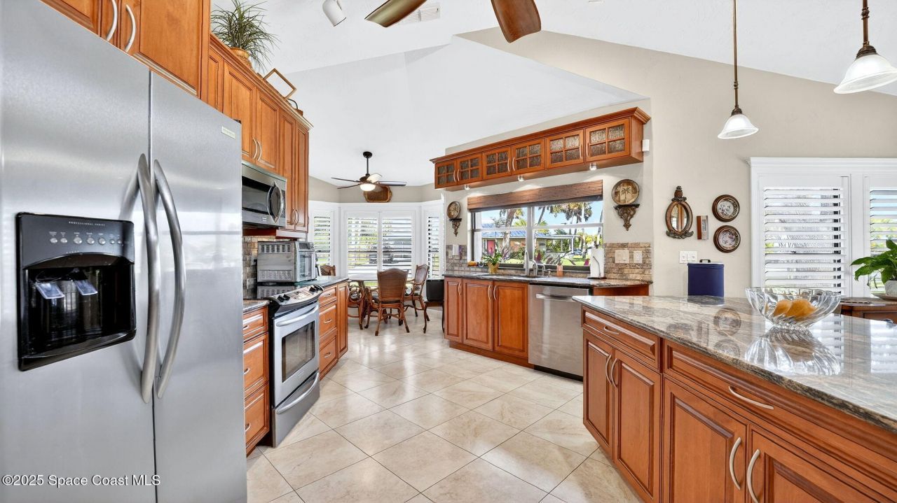 1100 S Riverside Drive, Edgewater, FL 32132 Photo