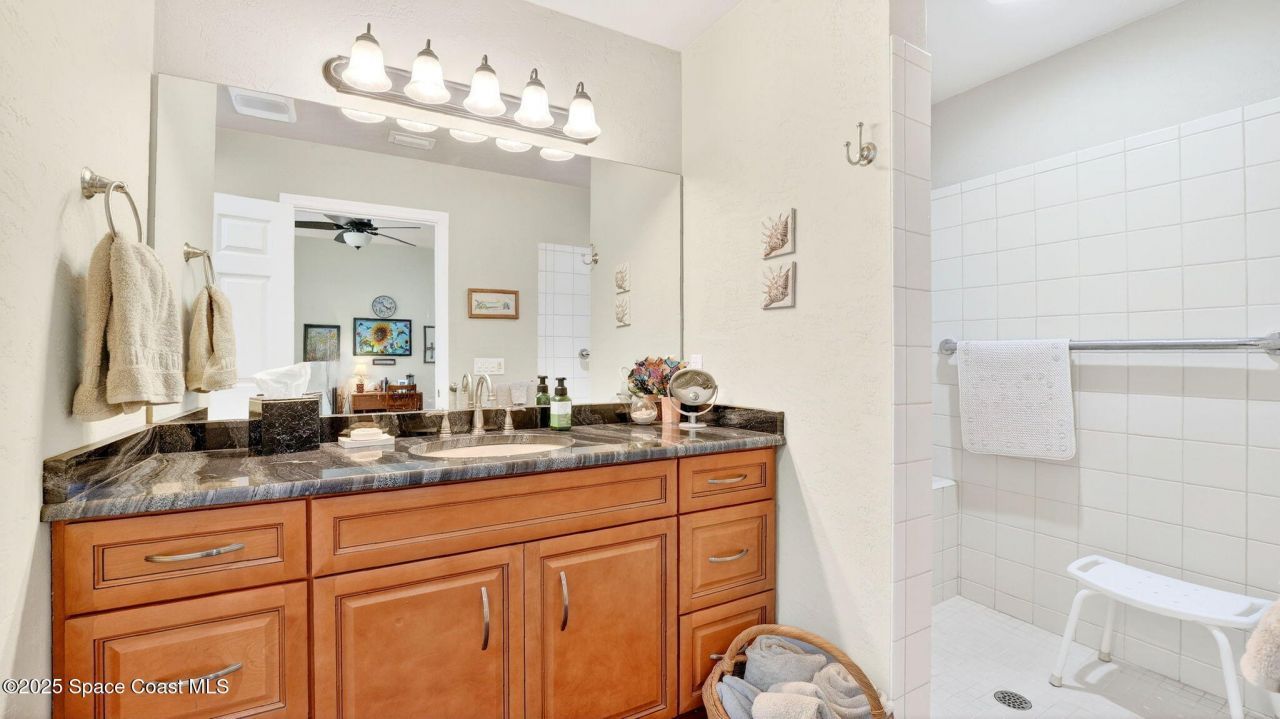 1100 S Riverside Drive, Edgewater, FL 32132 Photo