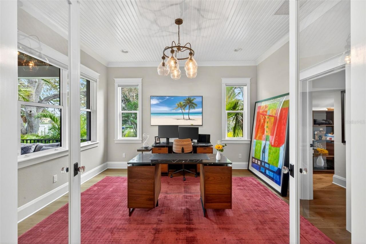 1936 Coffee Pot Boulevard Ne, Saint Petersburg, FL 33704 Photo